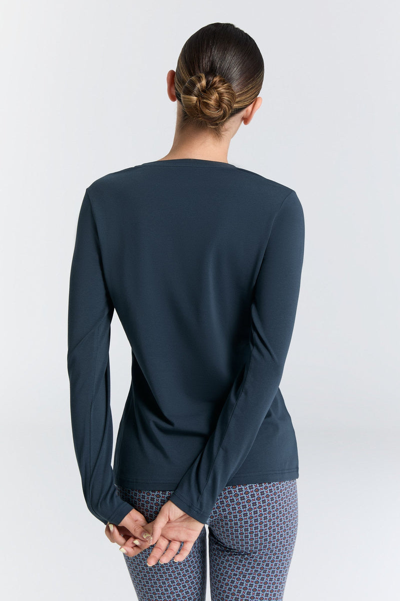 Women’s Long Sleeve V-Neck T-Shirt